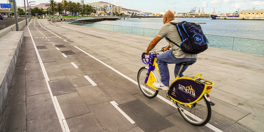 RUTA CICLISTA: Pedaleando junto al mar