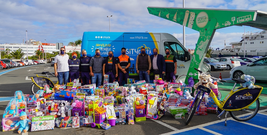 SAGULPA se suma a la recogida solidaria de juguetes de Casa de Galicia