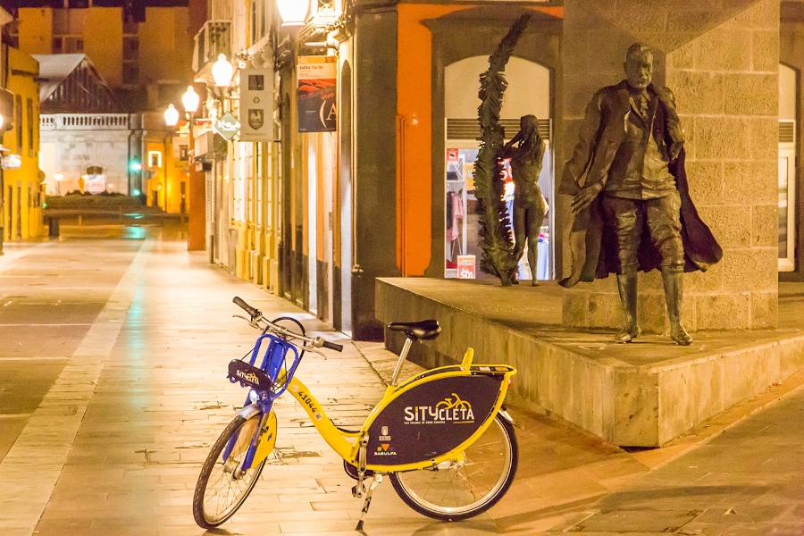 RUTA CICLISTA: Las Palmas de Gran Canaria, un museo al aire libre