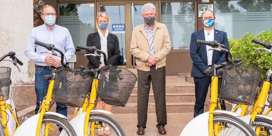 El Ayuntamiento dona 7 bicicletas a una asociación solidaria para su uso en Guatemala