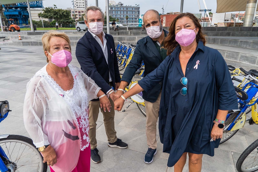Sítycleta, un año más, se tiñe de rosa contra el cáncer de mama