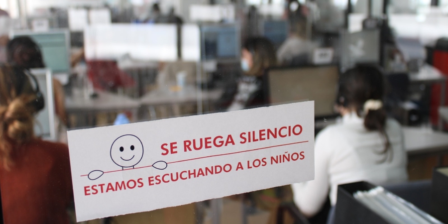 Sagulpa apoya a la Fundación ANAR, que escucha a los menores en situación de riesgo