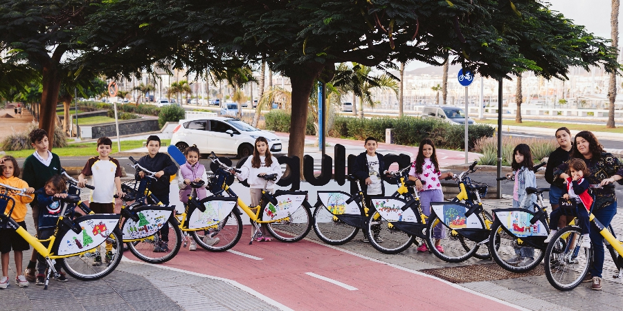 Sagulpa celebra la Navidad con ilusión y creatividad sobre ruedas