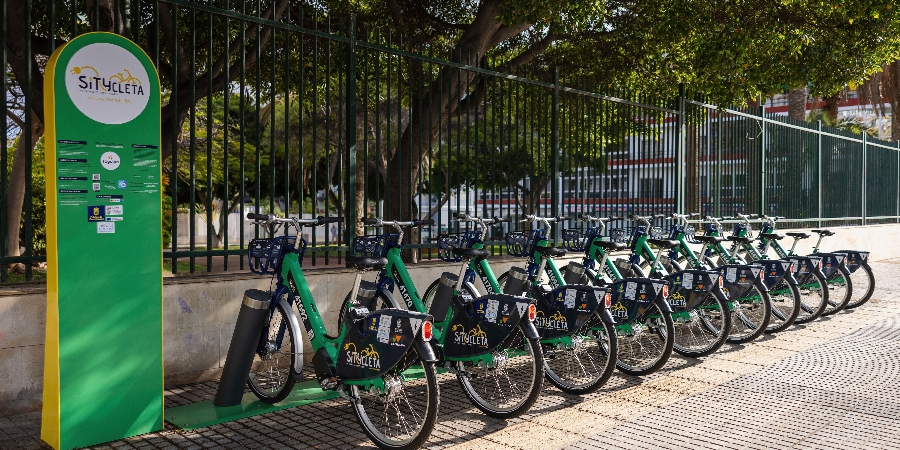 Sítycleta cumple 8 años disparando su uso un 29% en un año y afianzándose como sistema de movilidad urbana sostenible en Las Palmas de Gran Canaria. 