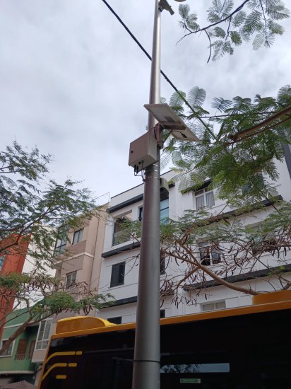 Las Palmas de Gran Canaria avanza en la Zona de Bajas Emisiones con la incorporación de sensores inteligentes  para medir la calidad del aire y el ruido en tiempo real